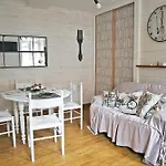 Studio 37m2 Vieille Proche De La Cathedrale, Draps Fournis Sans Supplement! Serviettes Non -fournies *