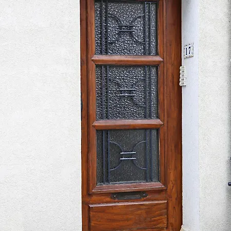 Studio 37m2 Vieille Proche De La Cathedrale, Draps Fournis Sans Supplement! Serviettes Non -fournies *