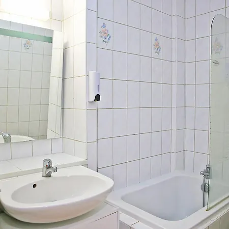 Studio 37m2 Vieille Proche De La Cathedrale, Draps Fournis Sans Supplement! Serviettes Non -fournies Boulogne-sur-Mer