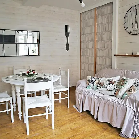 Studio 37m2 Vieille Proche De La Cathedrale, Draps Fournis Sans Supplement! Serviettes Non -fournies *